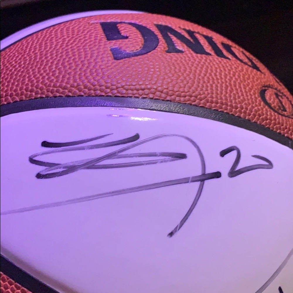 Signed ball - Picture 2 of 4